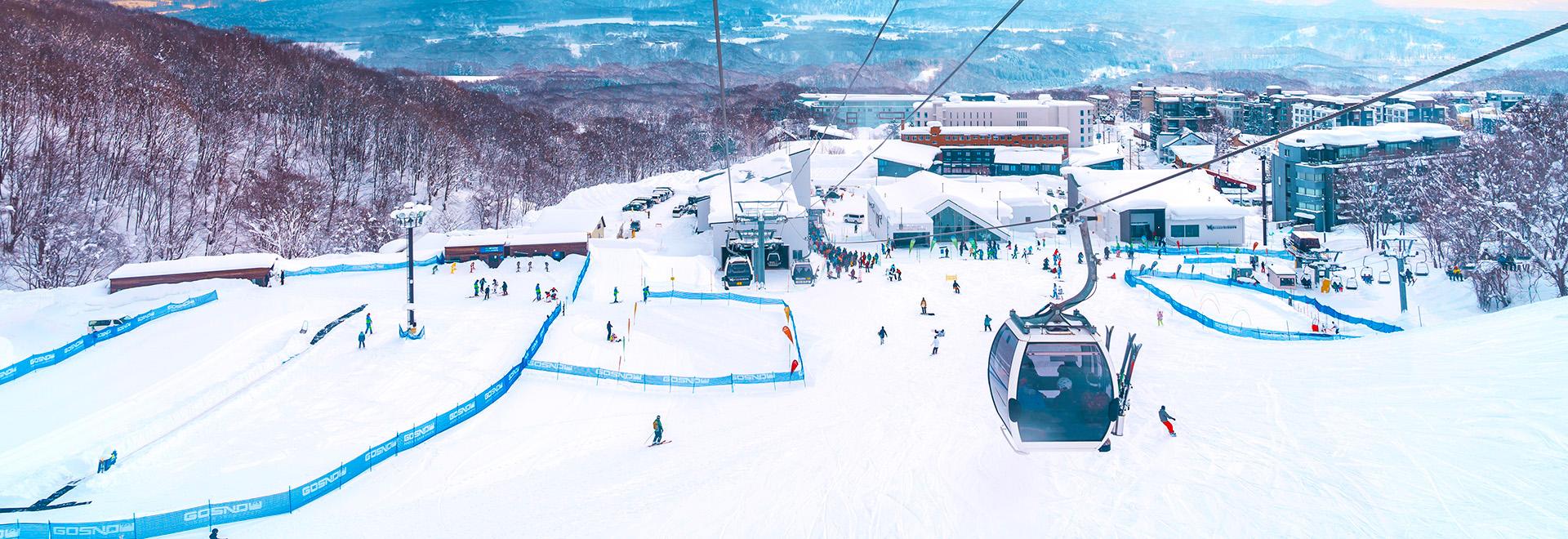 Hokkaido Tour With Skiing